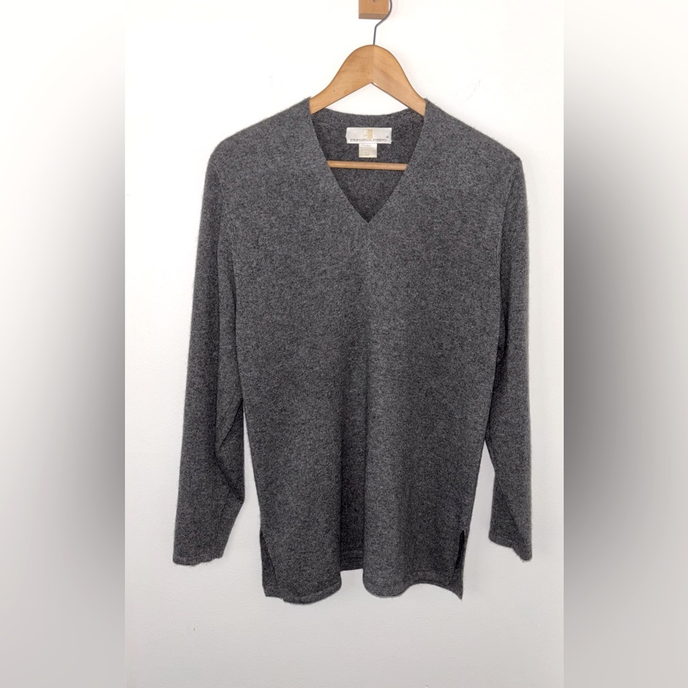Precious Fibers 100% Cashmere Women’s V-Neck Long Sleeve Sweater Grey Size M